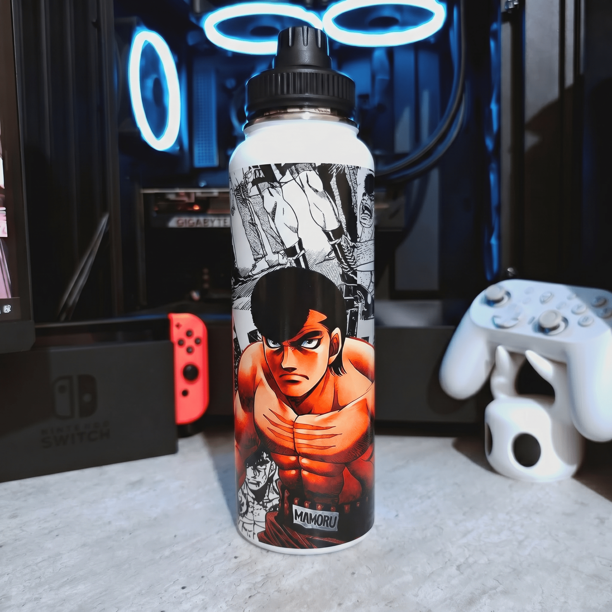 Botella De Agua Mamoru Takamura - 1.2 L - Kiracases by Pulso creativo